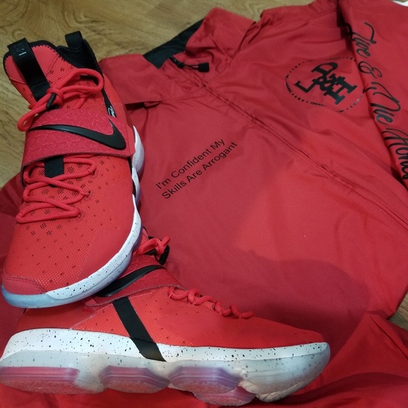 The Windbreaker only - Picture 4 of 5